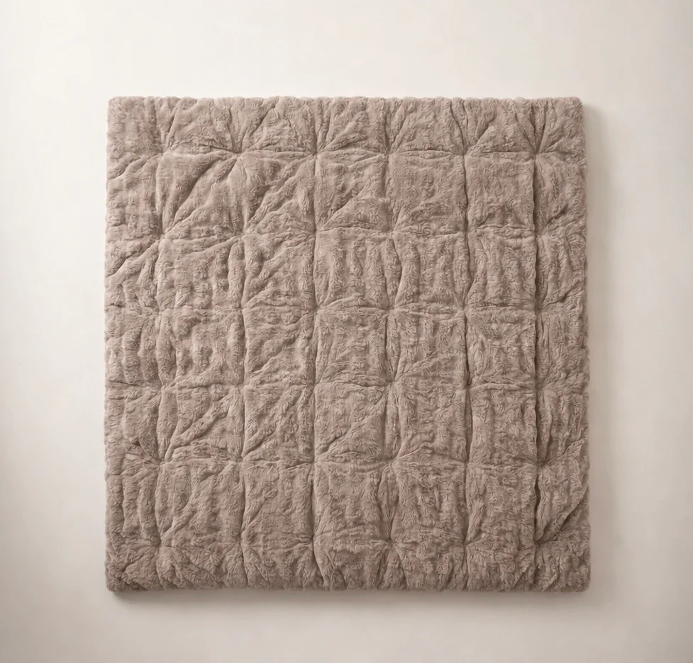 Y-NOT Pom Pom Fur Dekbed Taupe - Image 9